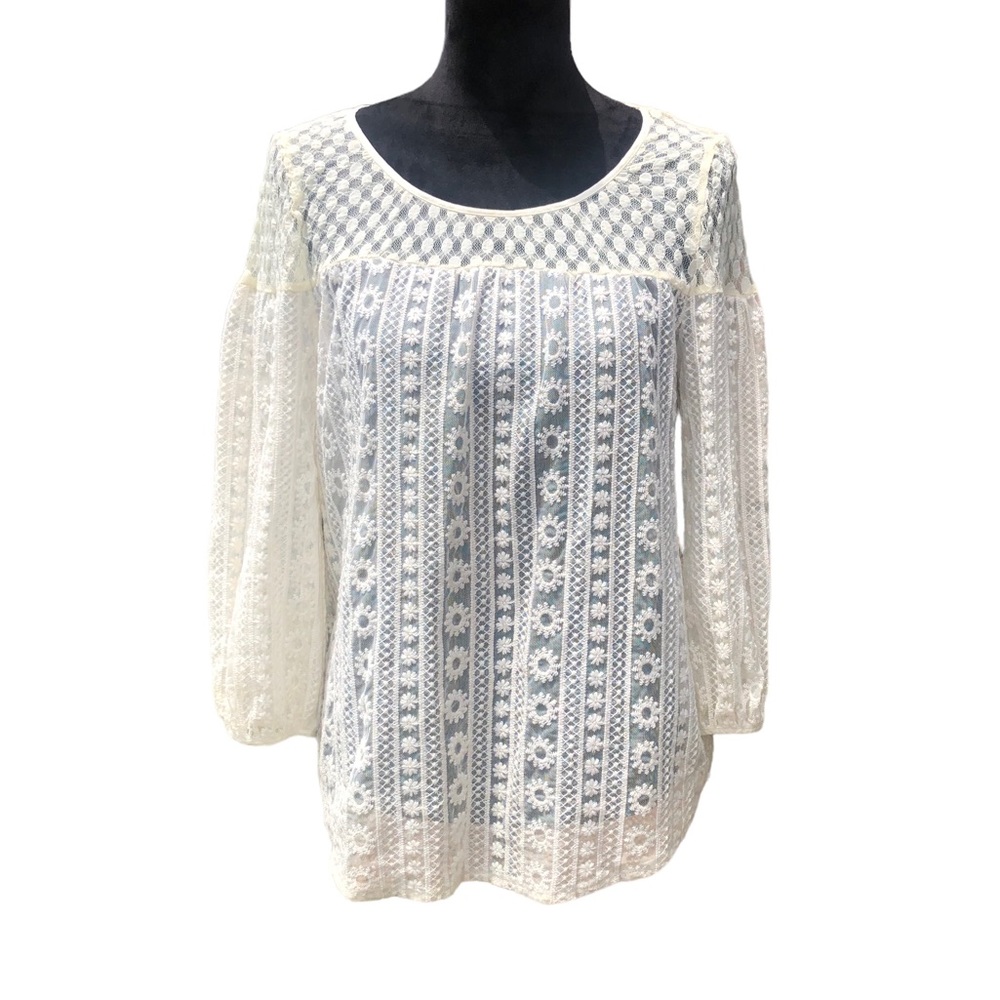 Altar’d State Double Lace Top size Small - Picture 4 of 10